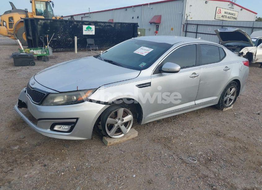 Photo 2 of 2014 Kia Optima LX (VIN 5XXGM4A71EG311304)