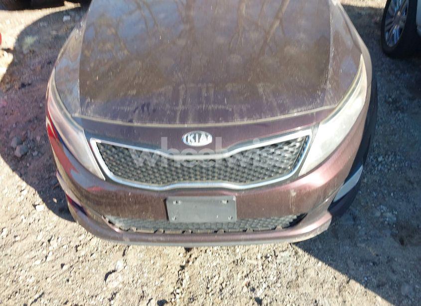 Photo 6 of 2014 Kia Optima LX (VIN 5XXGM4A71EG313229)