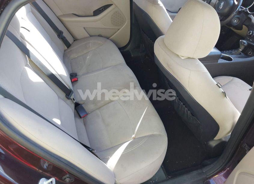 Photo 8 of 2014 Kia Optima LX (VIN 5XXGM4A71EG313229)