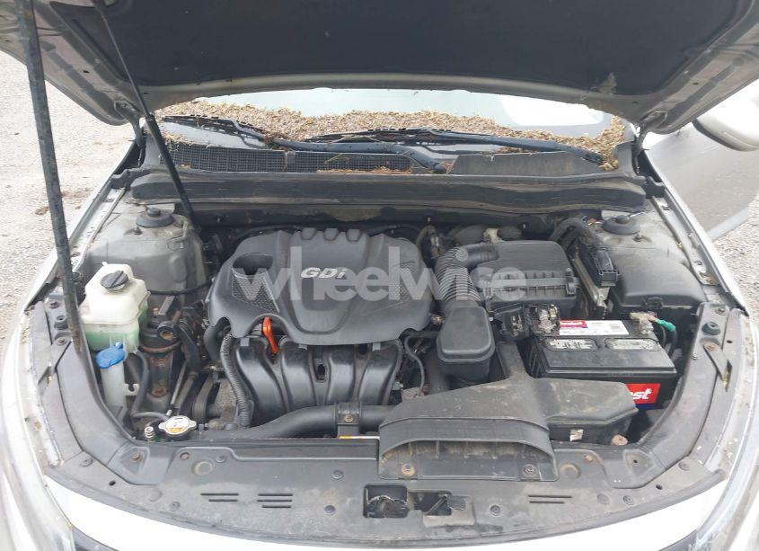 Photo 10 of 2014 Kia Optima LX (VIN 5XXGM4A71EG328023)