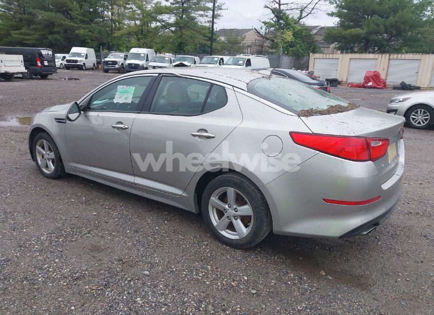 Photo 3 of 2014 Kia Optima LX (VIN 5XXGM4A71EG328023)