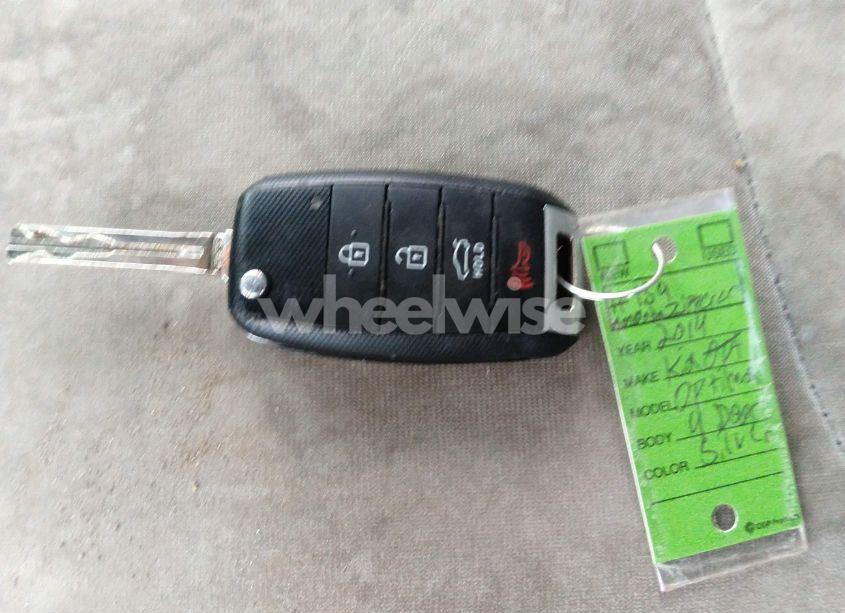 Photo 11 of 2014 Kia Optima LX (VIN 5XXGM4A71EG340589)