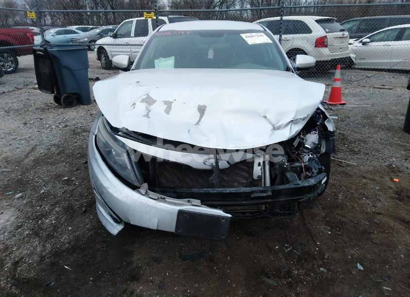 Photo 12 of 2014 Kia Optima LX (VIN 5XXGM4A71EG340589)