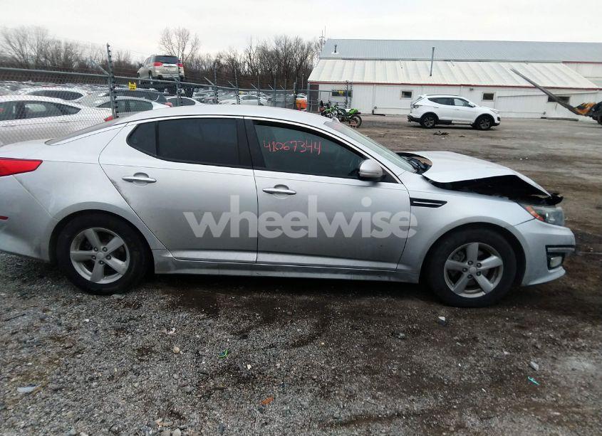 Photo 13 of 2014 Kia Optima LX (VIN 5XXGM4A71EG340589)
