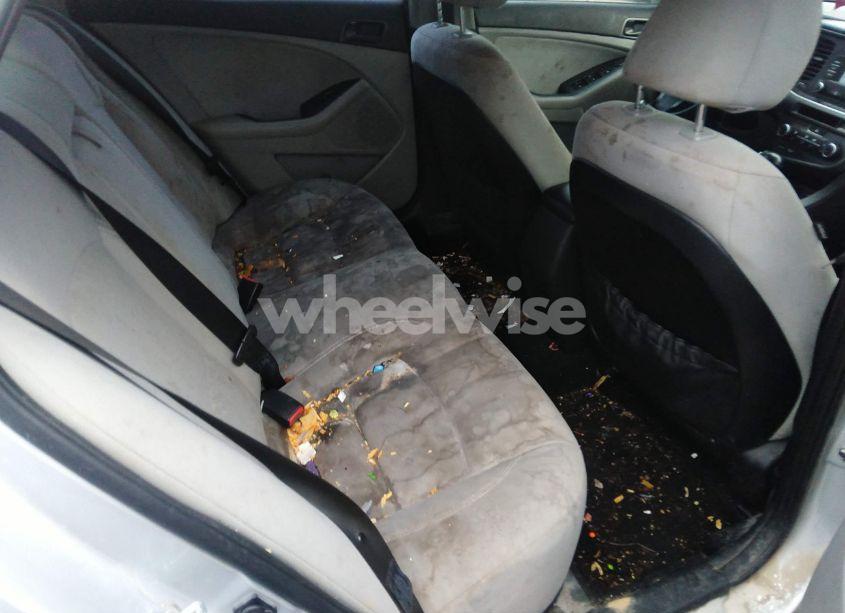 Photo 8 of 2014 Kia Optima LX (VIN 5XXGM4A71EG340589)