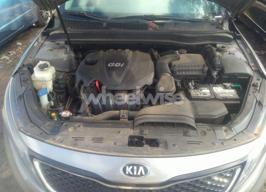 Photo 10 of 2014 Kia Optima LX (VIN 5XXGM4A71EG343119)