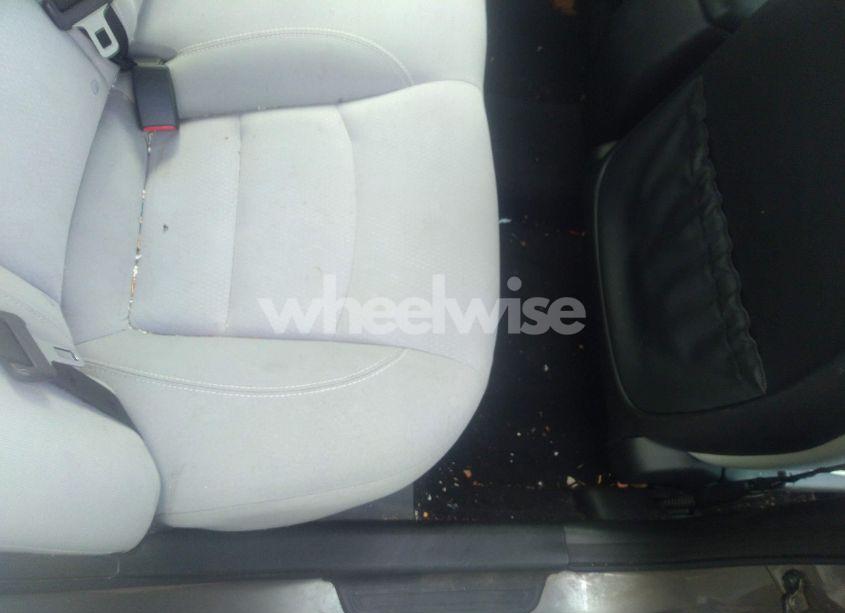 Photo 8 of 2014 Kia Optima LX (VIN 5XXGM4A71EG343119)