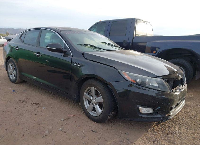 2015 Kia Optima LX (VIN 5XXGM4A71FG367941) main photo
