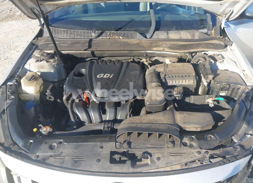 Photo 10 of 2015 Kia Optima LX (VIN 5XXGM4A71FG374002)