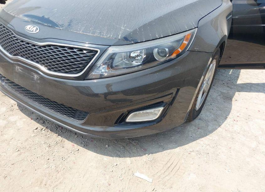 Photo 6 of 2015 Kia Optima LX (VIN 5XXGM4A71FG386182)