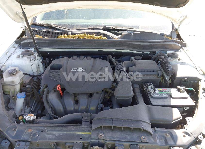 Photo 10 of 2015 Kia Optima LX (VIN 5XXGM4A71FG387641)