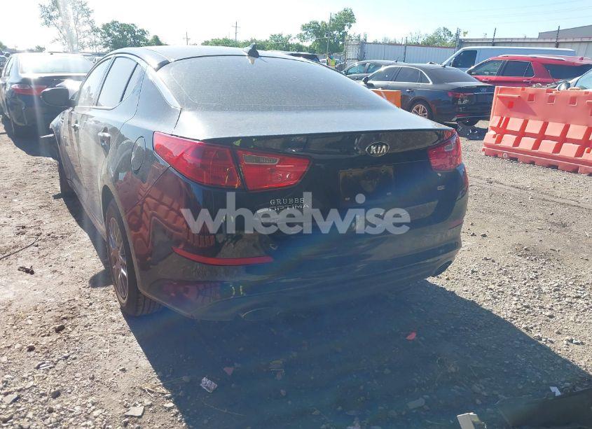 Photo 3 of 2015 Kia Optima LX (VIN 5XXGM4A71FG390250)