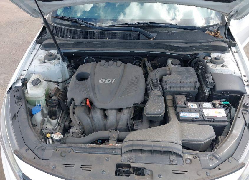 Photo 10 of 2015 Kia Optima LX (VIN 5XXGM4A71FG406964)