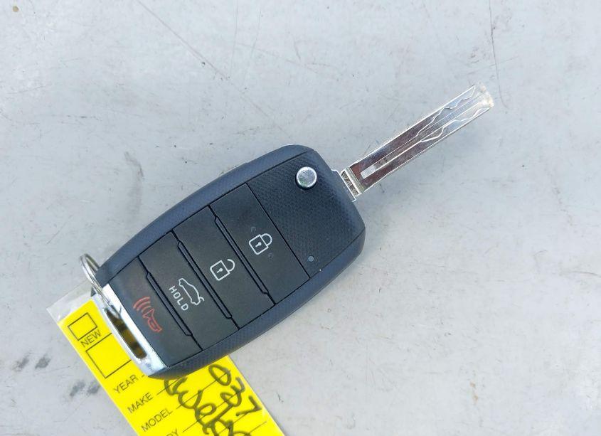 Photo 11 of 2015 Kia Optima LX (VIN 5XXGM4A71FG406964)