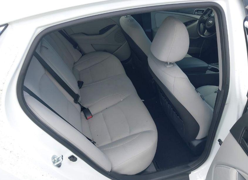 Photo 8 of 2015 Kia Optima LX (VIN 5XXGM4A71FG406964)