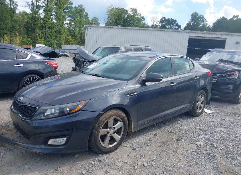 Photo 2 of 2015 Kia Optima LX (VIN 5XXGM4A71FG437471)