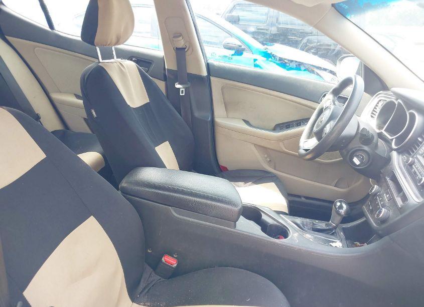 Photo 5 of 2015 Kia Optima LX (VIN 5XXGM4A71FG437471)