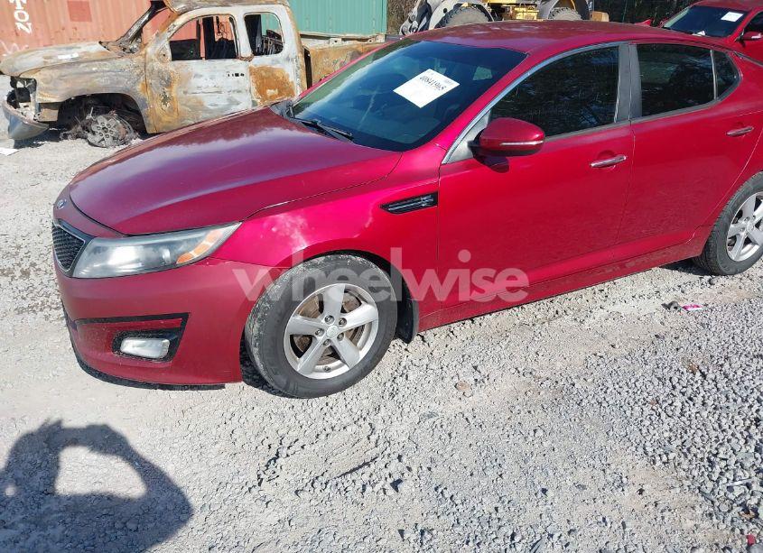 Photo 2 of 2015 Kia Optima LX (VIN 5XXGM4A71FG440659)