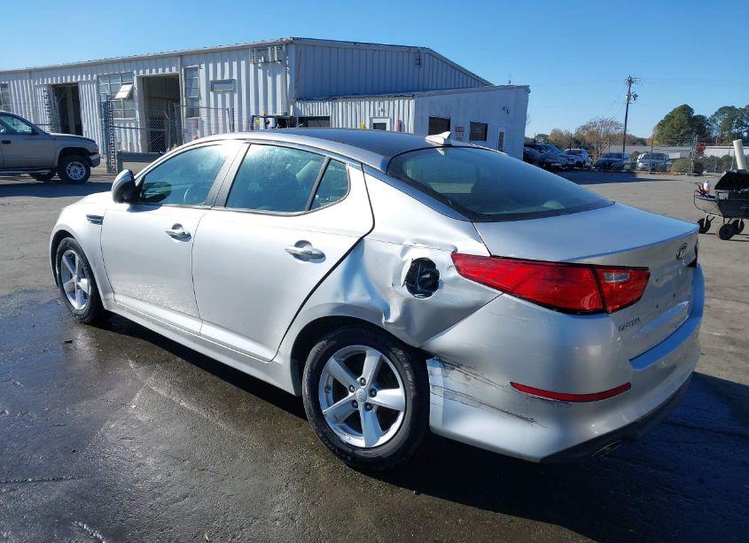 Photo 3 of 2015 Kia Optima LX (VIN 5XXGM4A71FG441553)