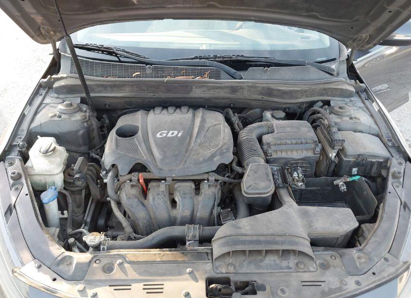 Photo 10 of 2015 Kia Optima LX (VIN 5XXGM4A71FG445635)