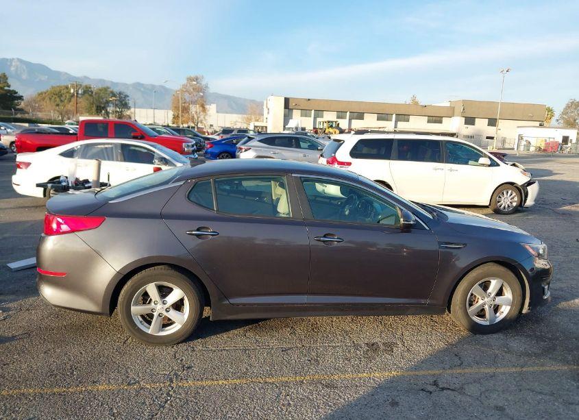 Photo 13 of 2015 Kia Optima LX (VIN 5XXGM4A71FG445635)