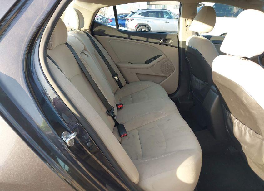 Photo 8 of 2015 Kia Optima LX (VIN 5XXGM4A71FG445635)