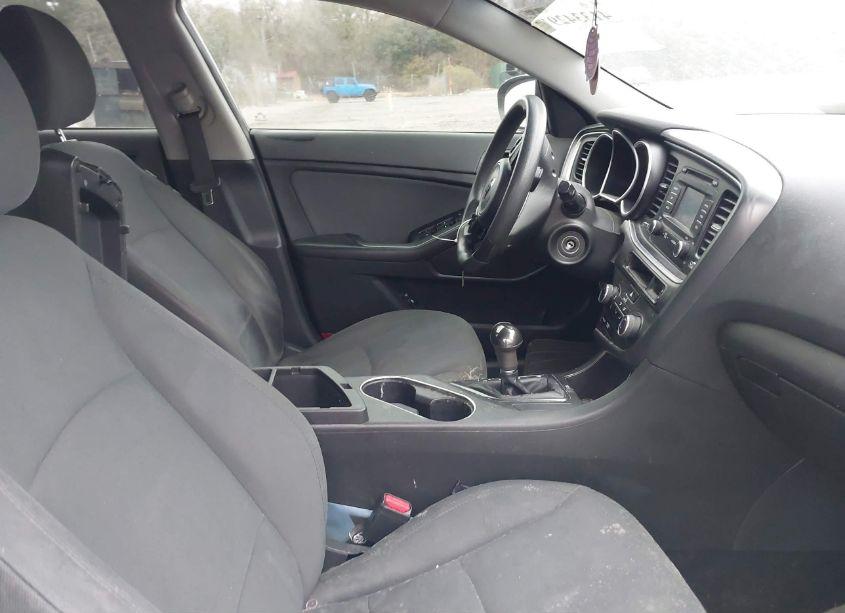 Photo 5 of 2015 Kia Optima LX (VIN 5XXGM4A71FG448793)