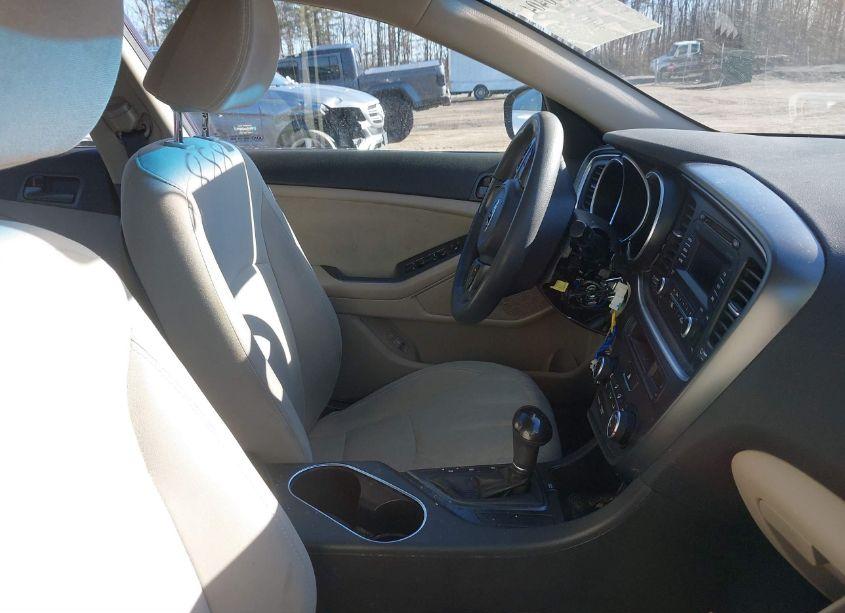 Photo 5 of 2015 Kia Optima LX (VIN 5XXGM4A71FG459888)