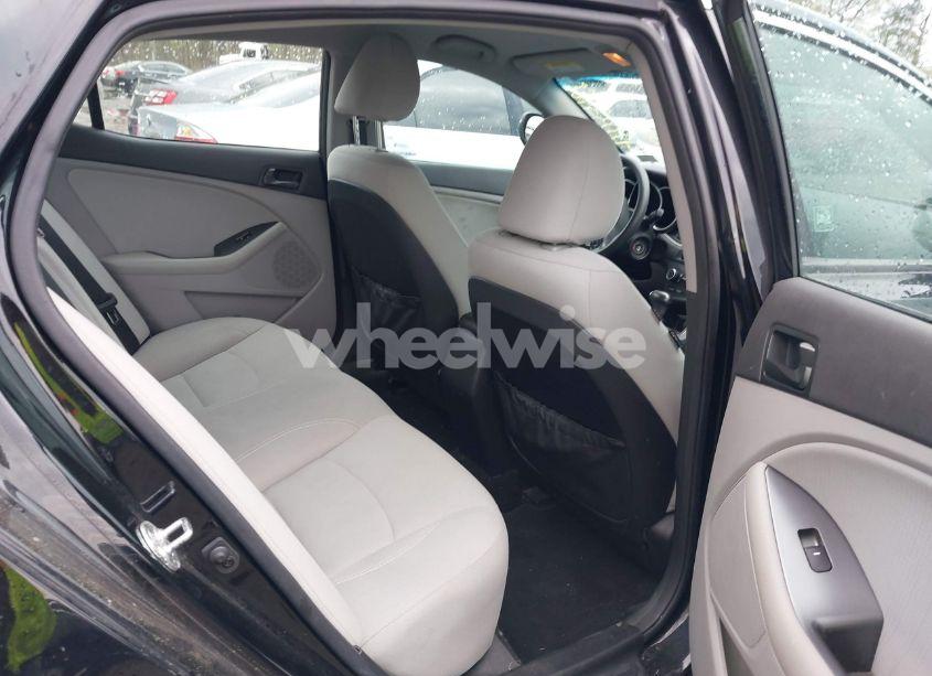 Photo 8 of 2015 Kia Optima LX (VIN 5XXGM4A71FG462810)