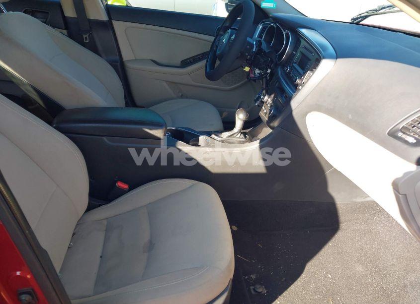 Photo 5 of 2015 Kia Optima LX (VIN 5XXGM4A71FG475637)