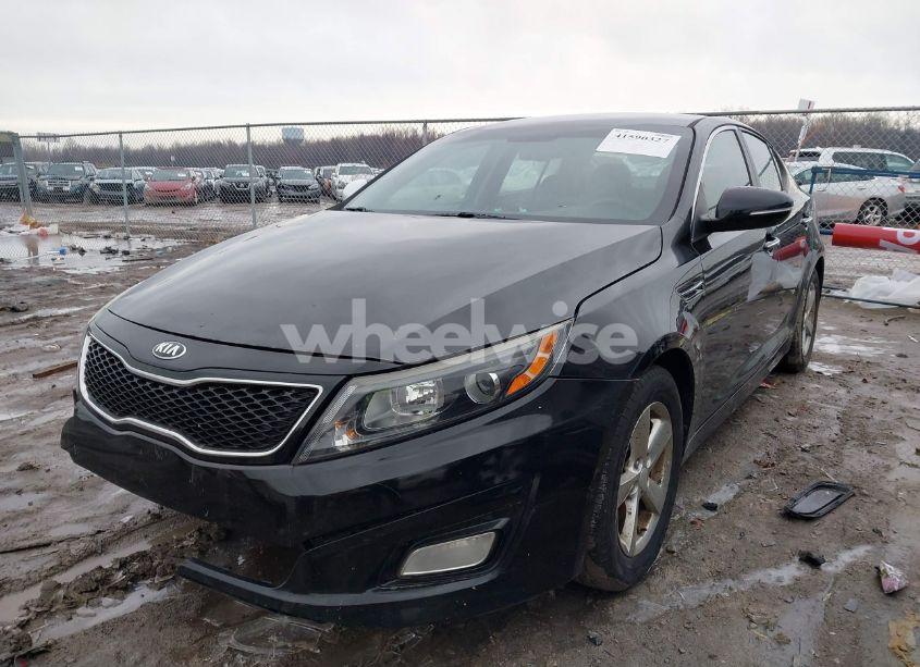 Photo 2 of 2015 Kia Optima LX (VIN 5XXGM4A71FG487948)
