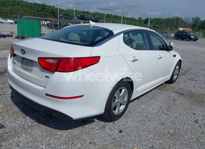 Photo 4 of 2015 Kia Optima LX (VIN 5XXGM4A71FG512167)