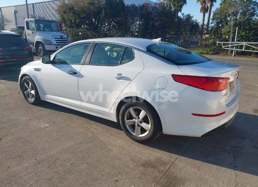 Photo 3 of 2015 Kia Optima LX (VIN 5XXGM4A71FG513187)