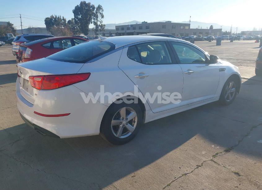 Photo 4 of 2015 Kia Optima LX (VIN 5XXGM4A71FG513187)
