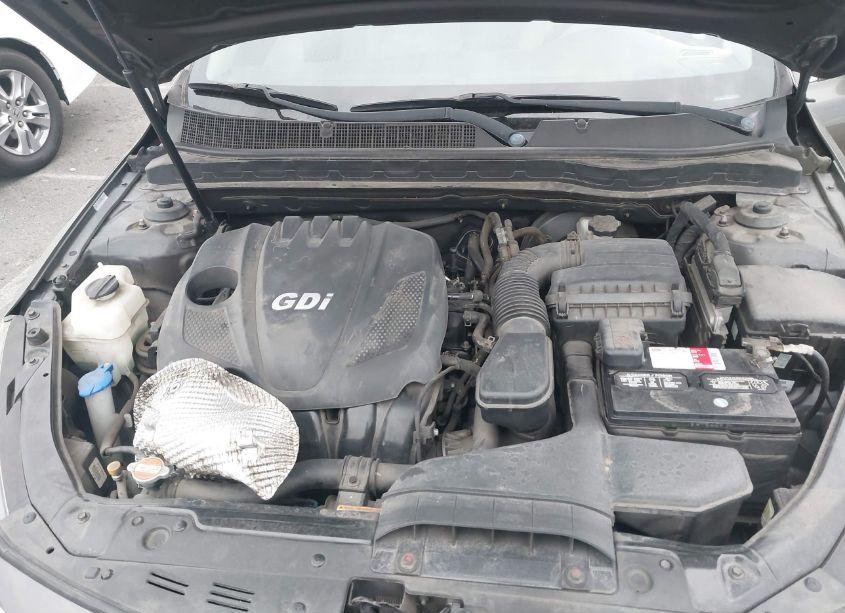 Photo 10 of 2012 Kia Optima LX (VIN 5XXGM4A72CG069278)