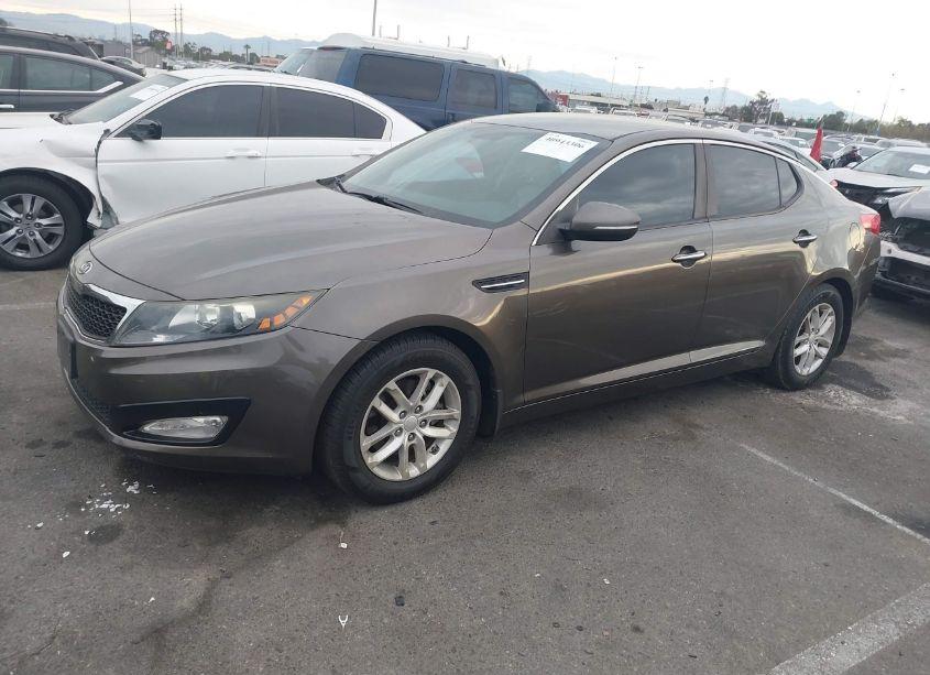 Photo 2 of 2012 Kia Optima LX (VIN 5XXGM4A72CG069278)