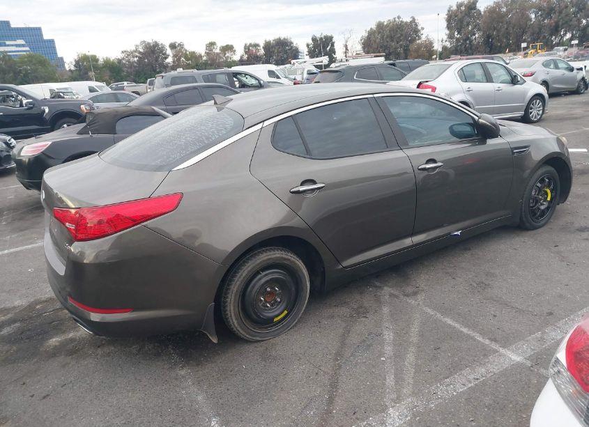 Photo 4 of 2012 Kia Optima LX (VIN 5XXGM4A72CG069278)