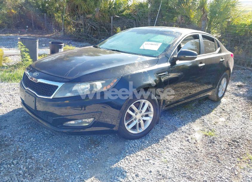 Photo 2 of 2012 Kia Optima LX (VIN 5XXGM4A72CG081284)