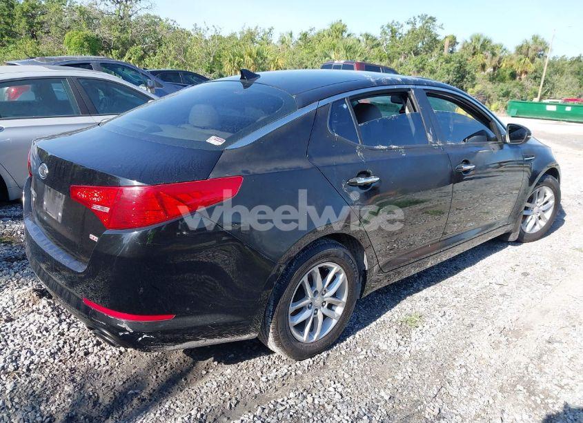 Photo 4 of 2012 Kia Optima LX (VIN 5XXGM4A72CG081284)