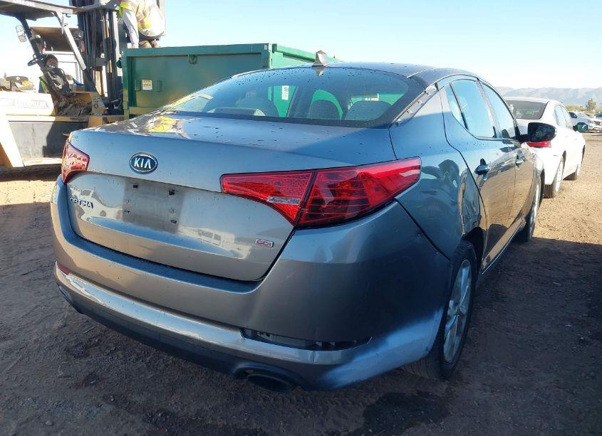 Photo 4 of 2012 Kia Optima LX (VIN 5XXGM4A72CG081821)