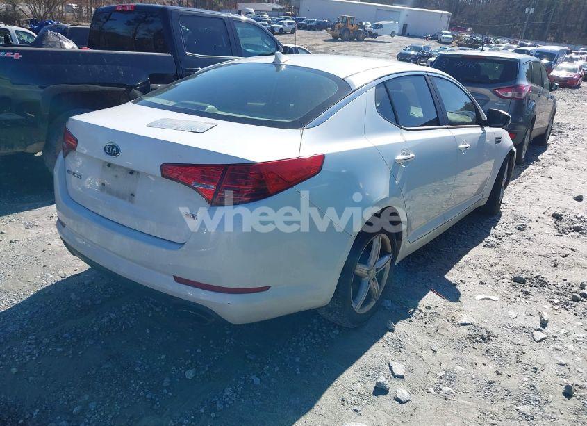 Photo 4 of 2012 Kia Optima LX (VIN 5XXGM4A72CG082127)