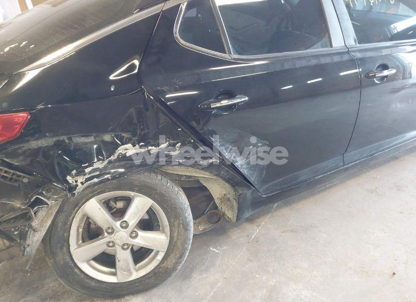 Photo 6 of 2013 Kia Optima LX (VIN 5XXGM4A72DG106332)