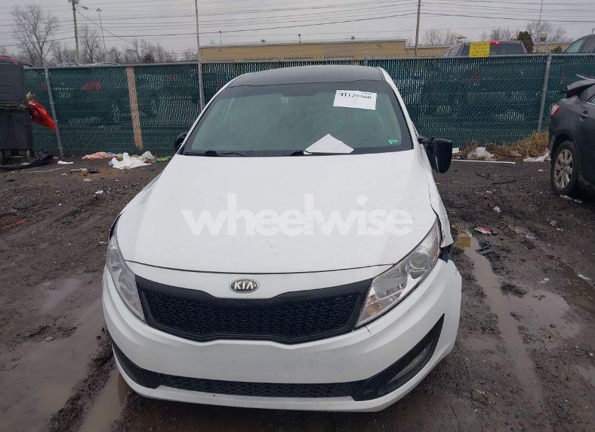 Photo 12 of 2013 Kia Optima LX (VIN 5XXGM4A72DG116343)