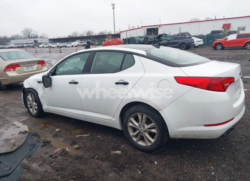 Photo 14 of 2013 Kia Optima LX (VIN 5XXGM4A72DG116343)