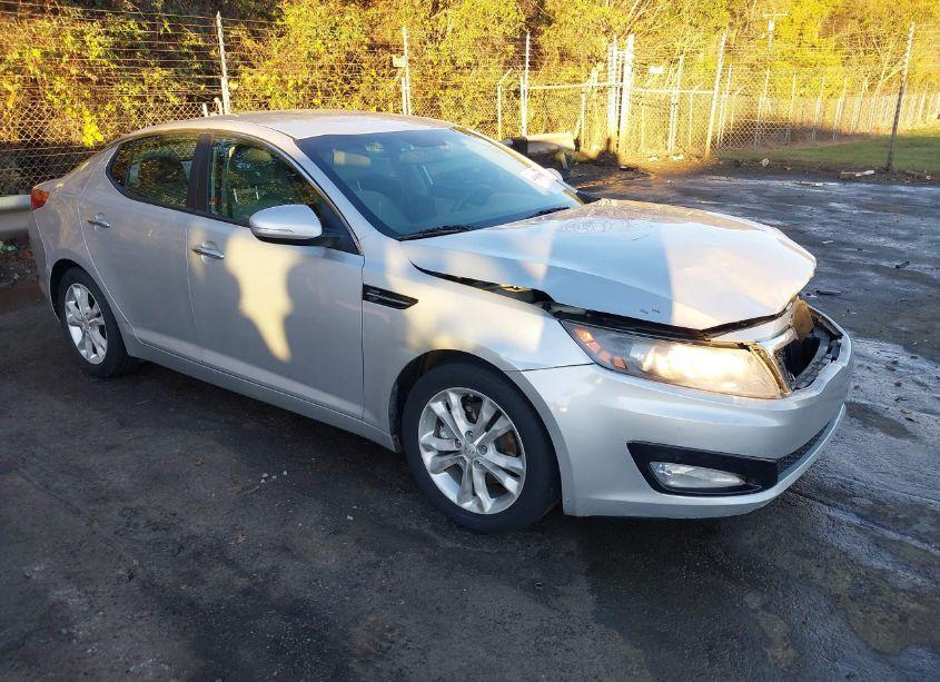 2013 Kia Optima LX (VIN 5XXGM4A72DG130128) main photo