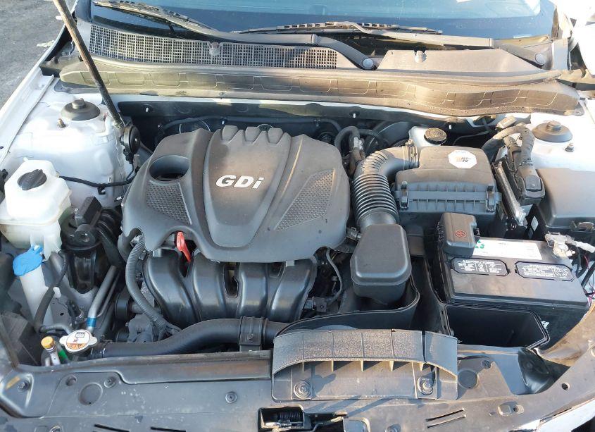 Photo 10 of 2013 Kia Optima LX (VIN 5XXGM4A72DG130128)