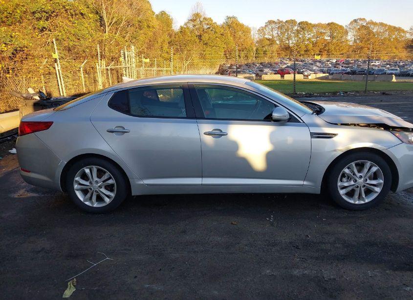 Photo 13 of 2013 Kia Optima LX (VIN 5XXGM4A72DG130128)