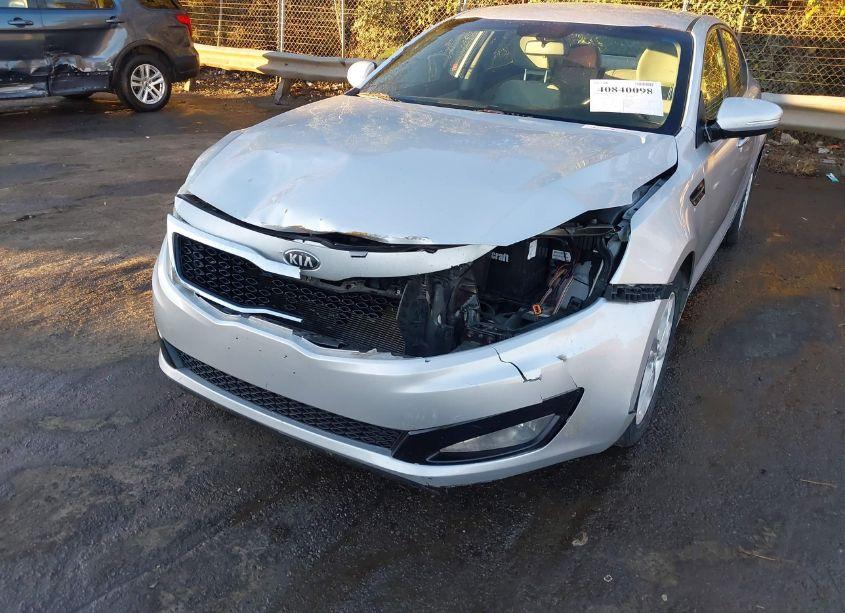 Photo 6 of 2013 Kia Optima LX (VIN 5XXGM4A72DG130128)