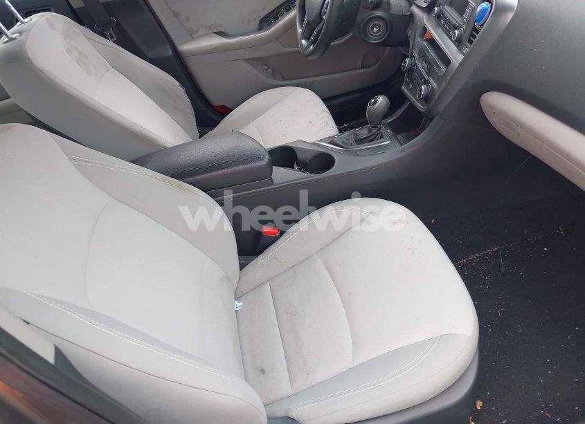 Photo 5 of 2013 Kia Optima LX (VIN 5XXGM4A72DG131358)