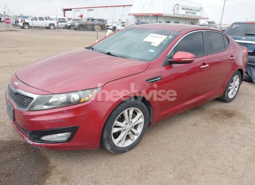 Photo 2 of 2013 Kia Optima LX (VIN 5XXGM4A72DG150119)